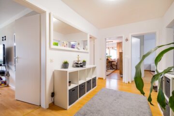 Helle, geräumige 4-Zi Wohnung mit Balkon nach Süden, 79312 Emmendingen, Etagenwohnung