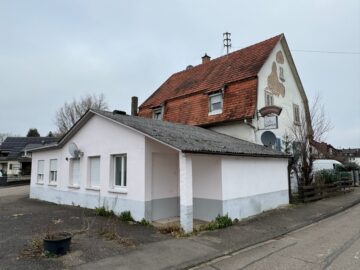 Zweifamilienhaus mit vielen Nutzungsmöglichkeiten auf großem Grundstück, 79312 Emmendingen / Kollmarsreute, Mehrfamilienhaus