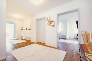 Moderne 4,5-Zimmer-Wohnung mit großem Garten – Wohnen am Kaiserstuhl!, 79346 Endingen am Kaiserstuhl, Etagenwohnung