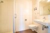 Sofortbezug! 3-Zimmer-Wohnung mit Balkon und Stellplatz in ruhiger Lage von Umkirch - Badezimmer