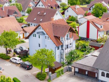 Sehr gepflegte 3-Zi Wohnung mit Balkon und 2 Parkplätzen. Ideal als Kapitalanlage oder Eigennutzung, 77966 Kappel-Grafenhausen, Etagenwohnung