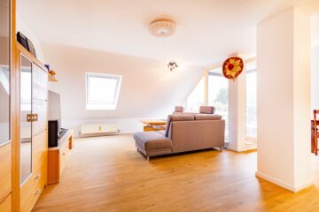 Gut geschnittene 1-Zi. Wohnung in Herbolzheim, 79336 Herbolzheim, Dachgeschosswohnung