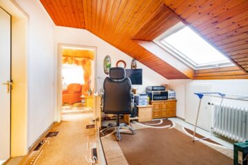 77 qm und 3,5 Zimmer – clevere Kapitalanlage zum fairen Preis zentral in EM. Gut vermietet, 79312 Emmendingen, Dachgeschosswohnung