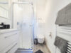 Penthouse mit drei Studenten Apartments in idealer Lage in Freiburg - App 3_Bad