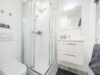 Penthouse mit drei Studenten Apartments in idealer Lage in Freiburg - App 2_Bad