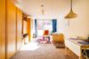 1-Zimmer-Apartment mit Balkon - Wohbereich mit Balkonzugang