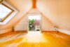 Traumhaftes Reihenendhaus. 5,5 Zi, Kamin, Terrasse, PV-Anlage & ruhig gelegen. Sofort bezugsfrei - Großes Studio im DG