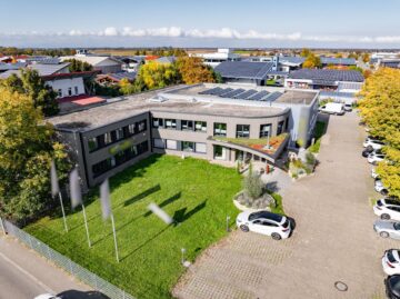 Gewerbeensemble mit vielen Büros, Halle & großer Außenfläche. Modern & flexibel nutzbar., 79346 Endingen am Kaiserstuhl, Bürofläche