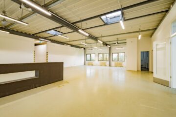 SOFORT VERFÜGBAR ! Attraktive Gewerbefläche mit Büro & Produktion, 79312 Emmendingen, Halle