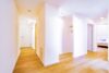 SOFORTBEZUG: Zentrale 4-Zimmer-Dachgeschosswohnung in Emmendingen - Eingangsbereich - 4-Zi.-Whg.