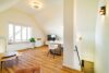SOFORTBEZUG: Zentrale 4-Zimmer-Dachgeschosswohnung in Emmendingen - Wohn-_Esszimmer - 4-Zi.-Whg.