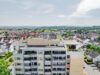 Exklusives Penthouse mit großzügigen Dachterrassen, Sauna und Panoramablick über den Kaiserstuhl - Luftaufnahme Haus