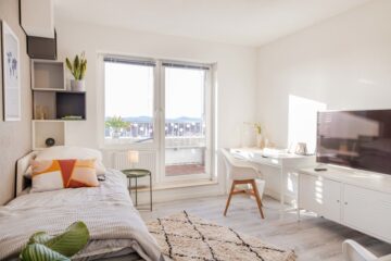 Eigennutzung und Kapitalanlage – Penthouse mit drei Studenten Apartments in idealer Lage in Freiburg, 79115 Freiburg, Penthousewohnung