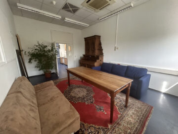 Helles 2-Raum-Büro mit Industriecharme und Stellplatz zu vermieten, 79312 Emmendingen, Bürofläche