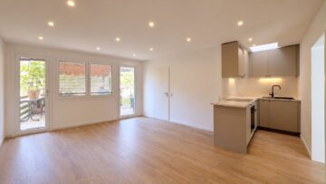 Kernsaniertes 2-Zimmer-Juwel in Freiburg-Oberau– 2 Terrassen & 10.800 € Jahreskaltmiete, 79117 Freiburg im Breisgau, Etagenwohnung