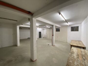 Vielseitige Lagerhalle mit Büro & WC in Ebringen – Sofort verfügbar, 79285 Ebringen, Lagerfläche