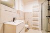 Bezugsfreie, stilvolle 4-Zimmer Dachgeschosswohnung mit Charme - Badezimmer - 4-Zi.-Whg.